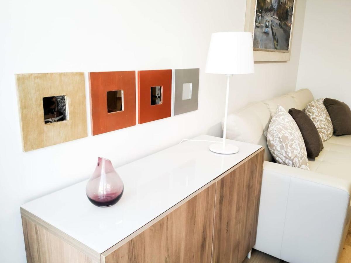 Living Burgos Apartment ภายนอก รูปภาพ
